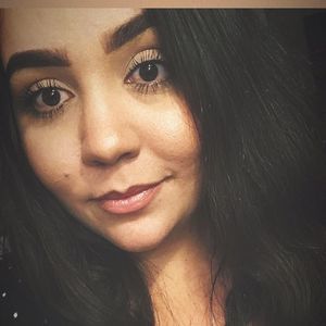 Meet your Posher, Isabel